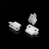 Clip de alambre tipo R de plástico de doble orificio 3.3 mm nylon tarjeta de alambre distancia entre orificios 15 mm hebilla de bloqueo de alambre