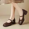 Zapatos de Mujer 2026 Moda Versátil Verano Nuevos Franceses Tacón Grueso Punta Cuadrada Zapatos Pequeños de Cuero Suela Suave Sandalias de Tacón Medio Zapatos Individuales