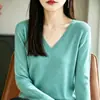 Nuevo jersey de punto con cuello en V para mujer de principios de otoño, top simple holgado de manga larga, suéter casual para otoño e invierno para usar en capas