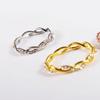 D052 Moda Transfronteriza Japonesa y Coreana Anillo Sencillo de Diamante Retorcido Anillo de Novia Retorcido con Diamante Distintivo para Mujer