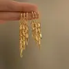 Brincos Redondos Estilo Europeu e Americano Agulha de Prata, Modernos e Elegantes para o Dia a Dia, Brincos de Tarraxa Exquisitos com um Toque de Luxo Leve e Sofisticado, Acessórios de Orelha Femininos Simples e Versáteis