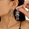 Estilo gótico europeu e americano personalizado com caveira e estilo cruzado Love Cross Heart Brincos de Halloween para mulheres