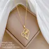 [Acero titanio] Collar elegante y lujoso con diamantes de imitación de rosa de amor para mujer, cadena de clavícula de acero titanio que combina con todo.