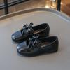 Sapatos de Couro com Laço da Moda Estilo Coreano para Meninas 2026 Nova Coleção Primavera & Outono Sapatos Mary Jane Ballet Princesa Sapatos Gorro