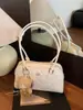 Bolso Sobaco Acolchado Bordado Súper Popular Transfronterizo para Mujer 2025 Nuevo Versátil Simple Bolso de Hombro Bolso Tote de Gran Capacidad