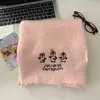 Bufanda de Punto Bordada de Pingüino Lindo de Dibujos Animados para Mujer Invierno Nuevo Estilo Coreano Grosor Adicional Protección para el Cuello Bufanda Cálida para Ropa de Abrigo
