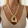 Collar apilable de doble capa nuevo estilo europeo transfronterizo, gargantilla texturizada de forma irregular retro con cierre de pinza OT para mujer