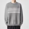 Suéter de Estilo Maduro Ligero para Hombre 2026 Primavera y Otoño Nuevo Casual Holgado Rayado Bloque de Color Cuello Redondo de Punto Camisa Base Top