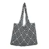 2022 nova bolsa geométrica de listras bolsa de ombro bolsa tote de grande capacidade bolsa transfronteiriça bolsa de tricô da moda bolsa de mão