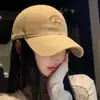 Gorra de Béisbol Bordada de Oso Estilo Coreano para Mujer, Circunferencia de Cabeza Grande, Visera Curva, Corona Profunda, Gorra Casual Tipo Pico de Pato Adelgazante