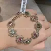 Pulsera de Cristal de Zirconia Colorida Estilo Palacio Retro de Lujo Ligero Nueva Celebridad de Internet Temperamento Simple Pulsera de Gama Alta
