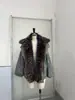 Abrigo Corto Grueso con Capucha de Color Bloqueado de Moda para Mujer, Cuello Grande, Silueta Holgada, Piel de Mapache, de Calle Transfronteriza, Otoño e Invierno