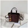 Bolso cubo retro de moda para mujer de comercio exterior transfronterizo, bolso de hombro y bandolera de nicho de alto valor, moderno