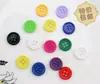 Botones de ropa hechos a mano para manualidades al por mayor, 1.5 cm, pequeños, laterales, de cuatro agujeros, de resina, de colores, redondos