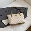 Bolso de Hombro de Gran Capacidad, Bolso de Mano Versátil Retro, Bolso para Viajes al Trabajo, Bolso Popular de Moda Coreana de Nicho para el Brazo