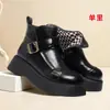 Botas de cuero forradas de felpa para mujer, zapatos de algodón para otoño e invierno, suela de plataforma, estilo retro, adecuados para primavera y otoño, disponibles para dropshipping, botines de suela gruesa, botas cálidas, un par