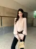 Xiu Xixi Linhas Treze Outono 2026 Elegante Chiffon Emagrecedora Blusa com Babados 89917