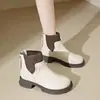 Botas Curtas Quentes Estilo Chanel Retrô para Mulheres, Novidade Inverno 2026 Estilo Britânico Botas Slim, Couro Macio, Solado Macio Botas Martin