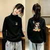 2026 Outono/Inverno Nova Camiseta de Manga Longa para Meninas Camada Base Lã Alemã Infantil Estilosa Quente Crianças Médias e Grandes Top Versátil