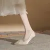 Jinqi CH60-10 dulce Lazo de perlas tacón alto de aguja para mujer 2024 Nuevo estilo francés zapatos de un solo piso para falda