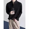 Camiseta Masculina de Manga Longa com Gola Henry Estilo Old Money, Design Primavera/Outono, Caimento Solto, Textura de Listras Verticais, Top Casual