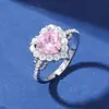 Moda Europea y Americana Anillo de Cobre Chapado en Oro Real para Mujer Nicho de Gama Alta Lujo Accesible Incrustado Corazón Rosa Diamante Anillo para el Dedo Índice Joyería