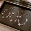 Pulsera Ajustable Flor Hueca de Diamante de Zirconia Estilo Frío Simple Elegante Pulsera de Lujo Ligero Moda Pulsera Versátil
