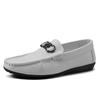 Novos Mocassins Masculinos de Outono Sapatos Casuais Slip-On Sapatos Preguiçosos Sapatos Slip-On de Couro Mocassins Confortáveis para os Pés
