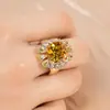 Bolsa Redonda Cuadrada Popular en Vivo de Tiktok Anillo de Imitación de Moissanita Moda Temperamento Anillo de Boda para Mujer Accesorios de Joyería Venta al por Mayor