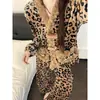 Estampa de leopardo, luxuoso e quente, conjunto de pijama de pelúcia estilo ilha para mulheres, nova coleção outono/inverno, pode ser usado como roupa de casa