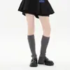 Cubrezapatos Versátiles de Estilo Japonés Hechos a Medida de Fábrica con Aberturas Laterales y Adornos de Botones Vintage, Cubrezapatos Holgados Estilo Perezoso