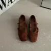 Zapatos Mary Jane de Estilo Dulce con Decoración de Correa Fina y Aumento Oculto de Altura para Mujer, Nuevo Modelo Verano 2026, Zapatos de Gamuza de Boca Baja, Versátiles para el Trabajo