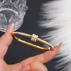 Pulsera de Acero Inoxidable 304 que no se decolora Venta Caliente Transfronteriza de Moda Versátil con Incrustaciones de Diamantes para Mujer Vacío Oro 18K