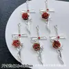 Estilo Gótico Rosa Oscura Enredadera Espada Imagen Colgante de Aleación Accesorios para Pulsera de Cuentas DIY Collar