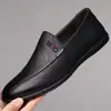 Zapatos de Piel para Hombre 2026 Nuevo Estilo Mocasines Casuales Transpirables Zapatos de Piel sin Cordones con Suela Suave y Superficie Suave Zapatos Casuales para Conducir para Hombre