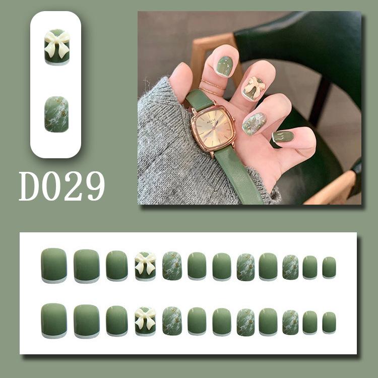 D029