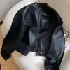 Moda 2026 Novo Estilo de Hong Kong Jaqueta de Couro PU Curta Petite Solta Gola Redonda Casaco de Couro Outerwear Feminino ins