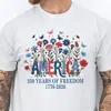 Camiseta Patriótica Floral Americana 2026 Dia da Independência 250 Anos de Liberdade, Camiseta Patriótica de Flores Silvestres 1776-2026, 4 de Julho