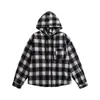 Camisa Xadrez Preto e Branco Estilo Retrô Americano para Homens, Camisa com Capuz Design de Outono, Jaqueta Versátil Casual High Street para Casais