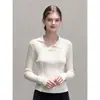 Estilo Francés Suave Blanco Cuello Alto Manga Larga Top de Punto Mujer Otoño 2026 Nueva Moda Adelgazante Versátil