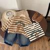 Camiseta para niños Nueva Camiseta Base para Niños 24 Otoño Nueva Estampado de Oso Rayado Manga Larga Top Casual Estilo Coreano