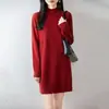 Vestido de punto 100% lana pura con cuello semialto, nuevo invierno 2026 para mujer, color liso, holgado, de cintura alta, midi