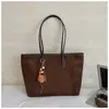 Bolsa Casual de Grande Capacidade para Comércio Exterior Nova Moda Feminina Simples para o Dia a Dia Bolsa Tote de Ombro Único Bolsa de Axila Versátil de Nicho