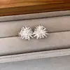 Primavera Verano Año Nuevo Fuegos Artificiales Cuadrado Tachuelas de Azúcar Pendientes Temperamento de Gama Alta Simple Único Hermosos Pendientes Diseño de Nicho Joyería para Orejas Mujeres