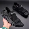 Sandálias Jovens da Moda para Homens, Sola Macia, Novo Estilo Verão 2026, Sapatos Romanos Vietnamitas, Biqueira Fechada, Sapatos de Praia, Calçados Casuais Respiráveis