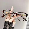 Gafas de Lectura de Moda para Mujeres Jóvenes, Diseño Cat-Eye Brillante Negro, Alta Definición, Bloqueo de Luz Azul, Reductoras de Edad, Elegantes, para Personas de Mediana Edad y Mayores