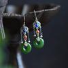 Nueva hebilla de seguridad de jade Hetian con borla de plata esterlina S925 incrustada, temperamento femenino de rojo del sur, aretes de joyería de lapislázuli