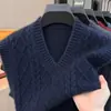 Nuevo suéter de punto grueso para hombre de otoño e invierno, jersey cálido de invierno con cuello en V para hombres de mediana edad, capa base 425