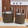 2024 Novo Estilo Cesta de Legumes Bolsa Balde TOGO Couro Camada Superior Bolsa de Mão Novo Estilo Versátil Bolsa de Mão de Grande Capacidade