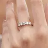 Anillo de Lujo Accesible de Alta Gama Mismo Estilo Anillo de Moissanita Plata 925 Anillo Apilable de Fila de Moissanita para Mujer Venta Caliente Transfronteriza